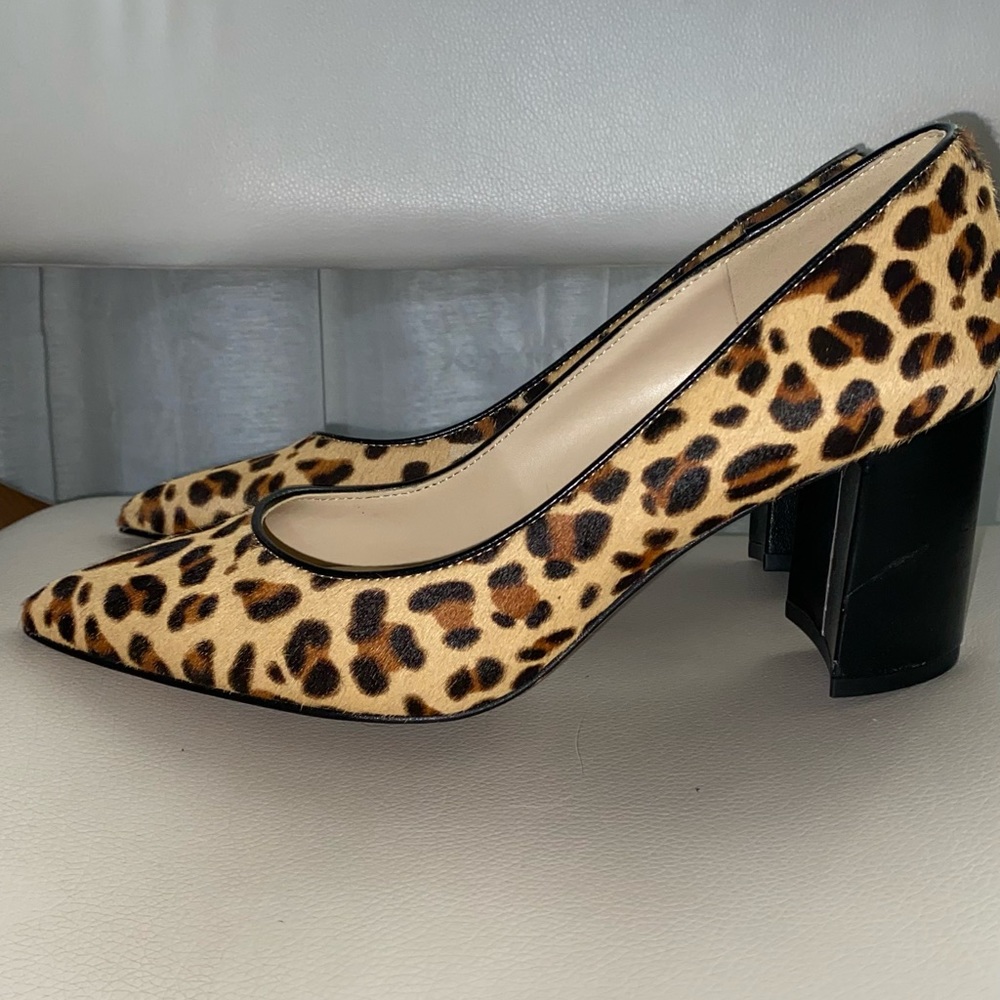 Marc Fisher. Chunky heel, animal print, leather sole.